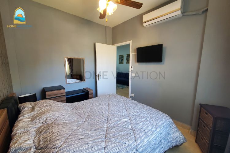 two bedroom furnished apratment makadi phase 1 red sea bedroom (3)_b89cb_lg